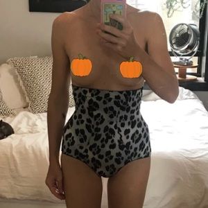Victoria Secret shape wear/Sexy animal print! XS